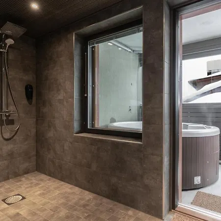 Ski-inn Rukavalley ルカ