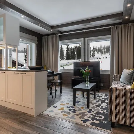 アパートホテル Ski-inn Rukavalley 4*