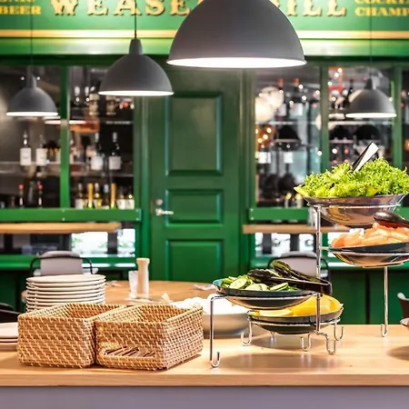 Ξενοδοχείο με διαμερίσματα Ski-inn Rukavalley 4*