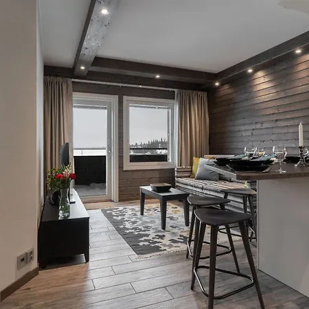 Ξενοδοχείο με διαμερίσματα Ski-inn Rukavalley 4*